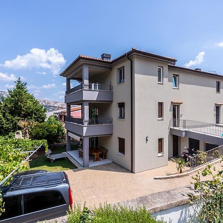 Apartments Vugrinec With Terrace Baška Zewnętrze zdjęcie