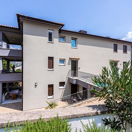 Apartments Vugrinec With Terrace Baška Zewnętrze zdjęcie