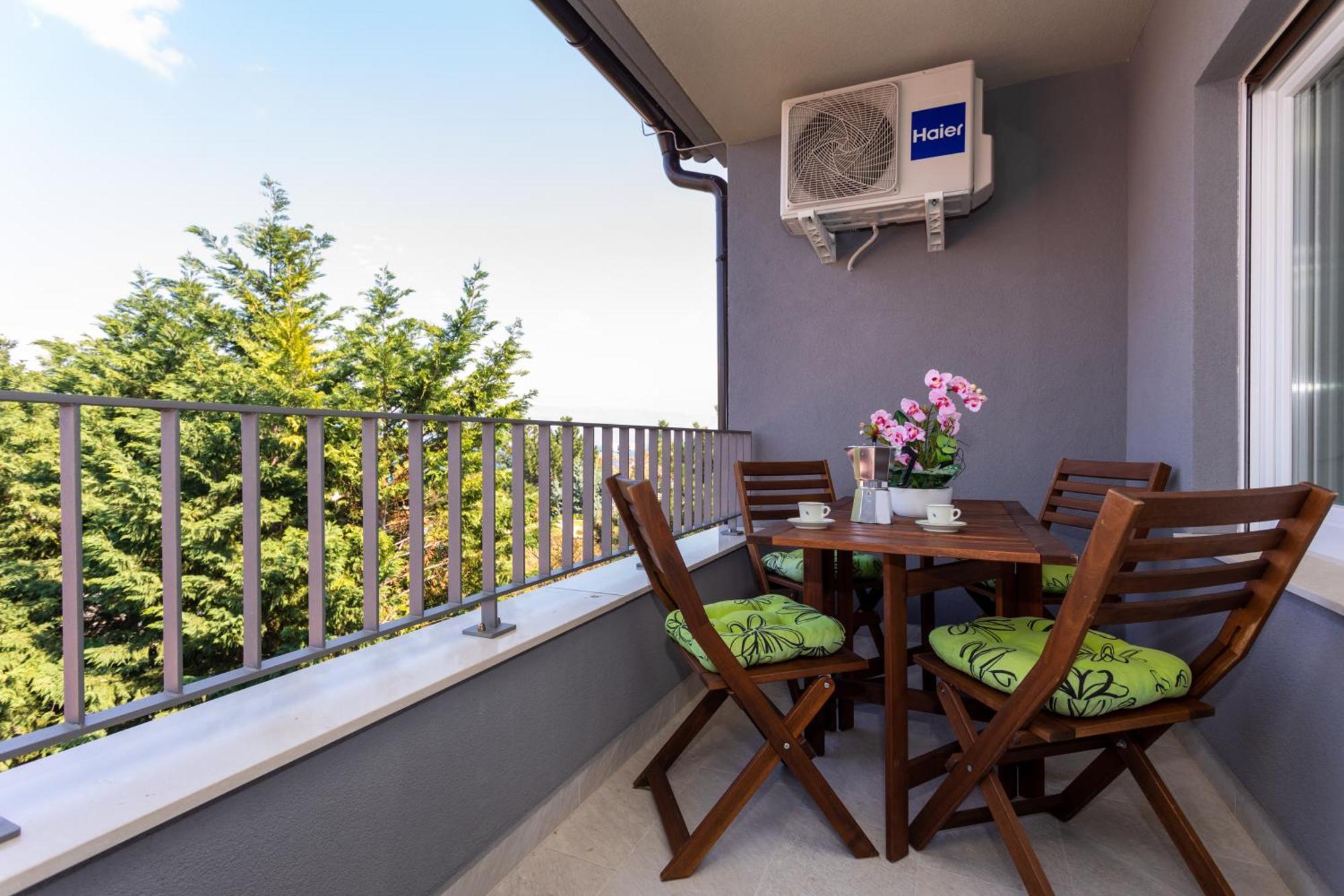 Apartments Vugrinec With Terrace Baška Zewnętrze zdjęcie